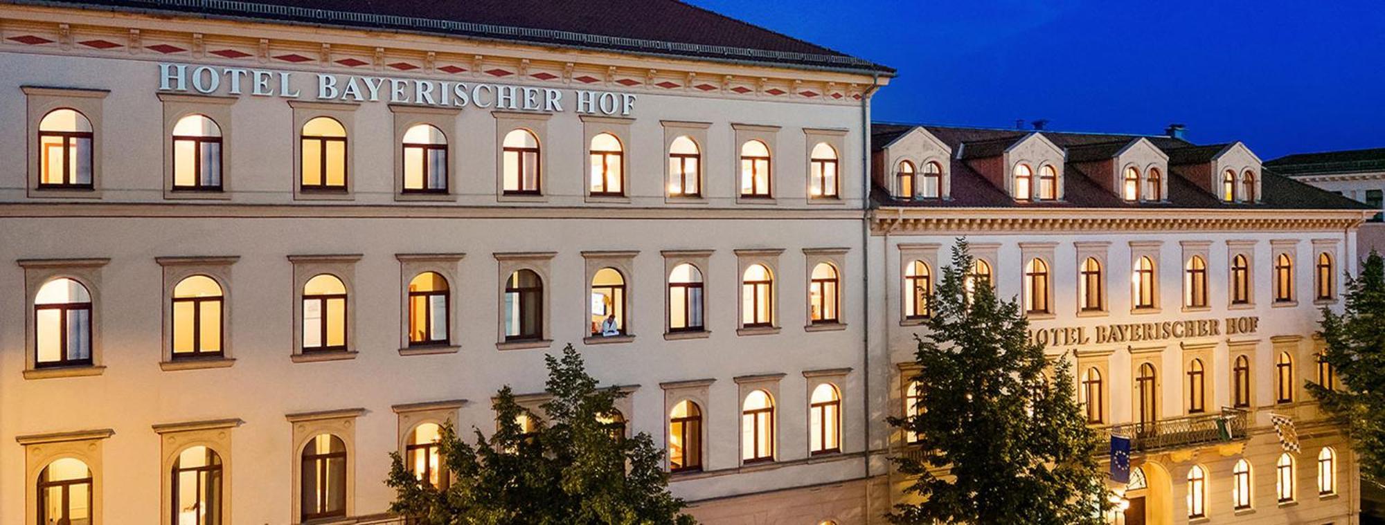 Hotel Bayerischer Hof Дрезден Екстериор снимка