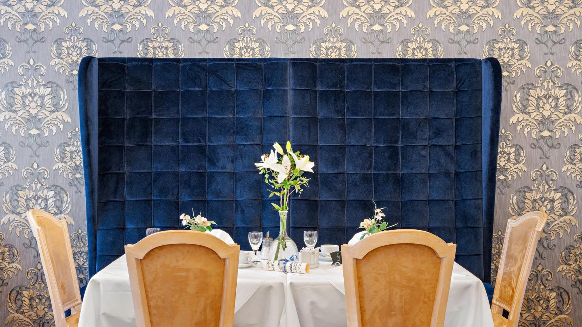 Hotel Bayerischer Hof Дрезден Екстериор снимка